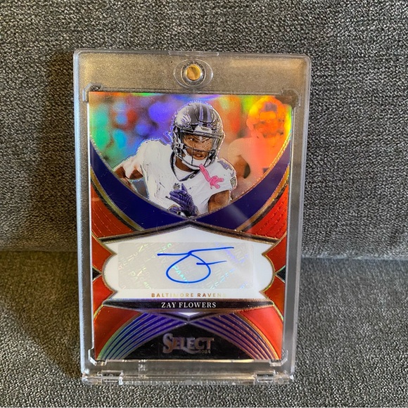 Select Zay Flowers Autograph red prizm /75 card. Ravens
